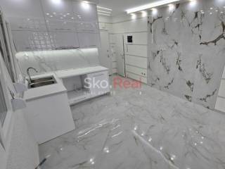 Σαλοκουζίνα