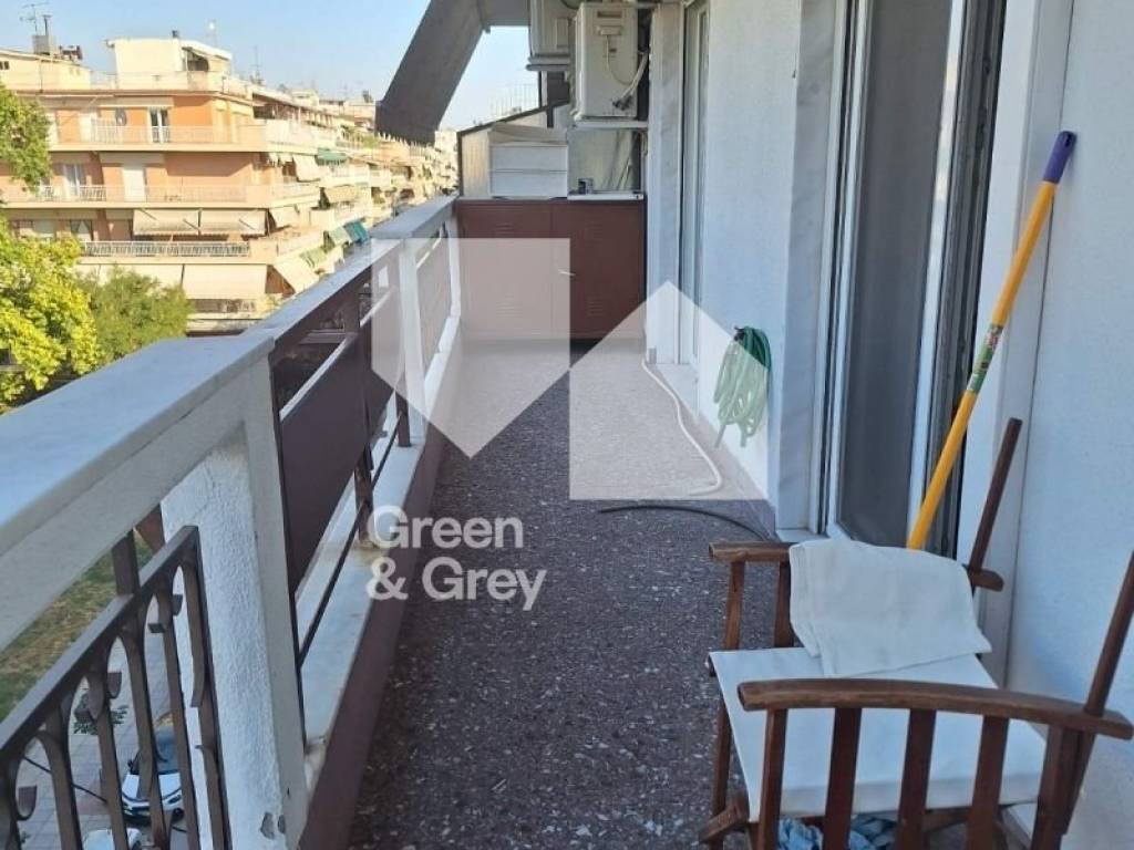 Θέα από μπαλκόνι