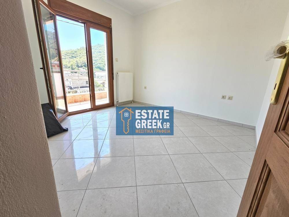 ★ ΝΕΟΔΜΗΤΟ ★ Με κλειστό πάρκινγκ 25 τ.μ. ★ Πετρέλαιο - Ηλιακός ★ 