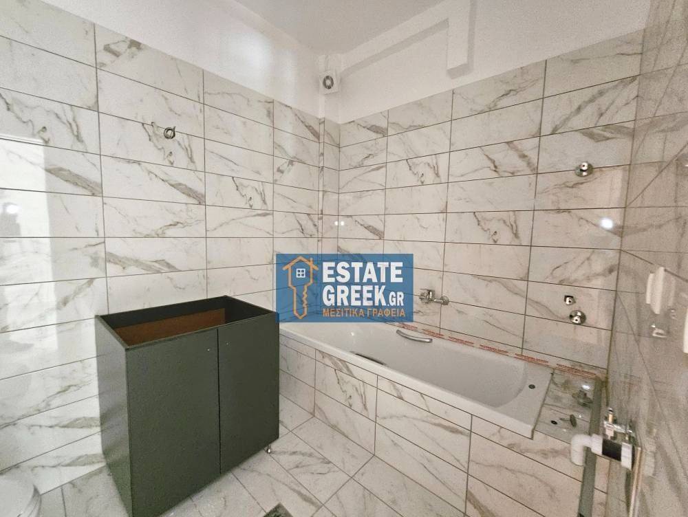 ★ ΝΕΟΔΜΗΤΟ ★ Με κλειστό πάρκινγκ 25 τ.μ. ★ Πετρέλαιο - Ηλιακός ★ 