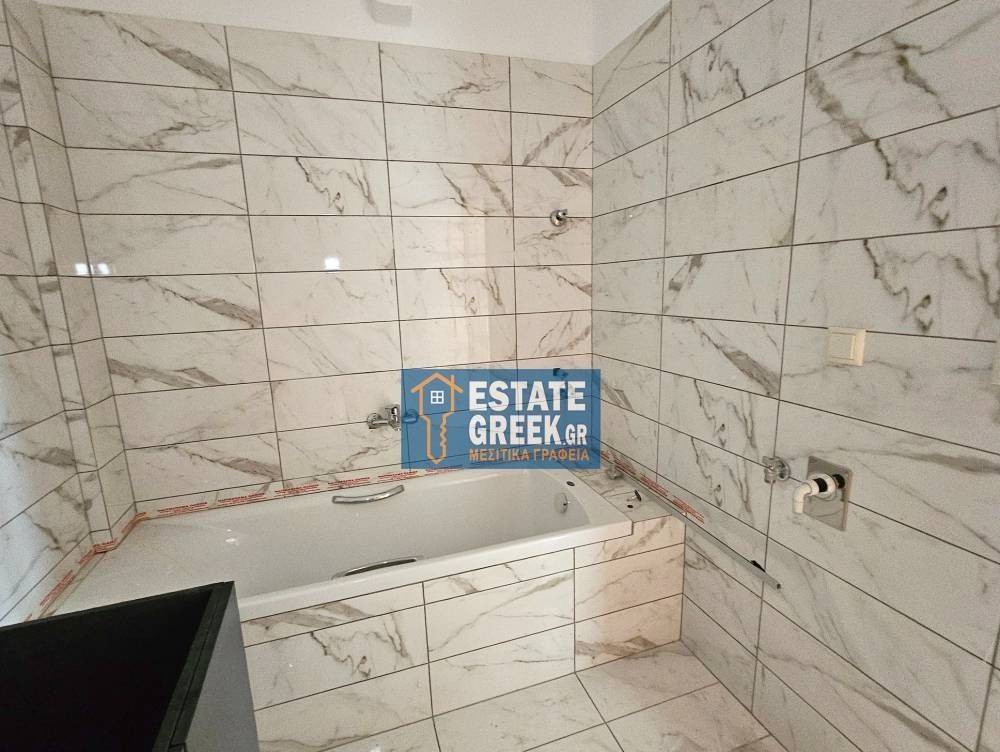 ★ ΝΕΟΔΜΗΤΟ ★ Με κλειστό πάρκινγκ 25 τ.μ. ★ Πετρέλαιο - Ηλιακός ★ 