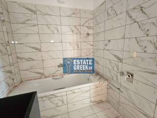 ★ ΝΕΟΔΜΗΤΟ ★ Με κλειστό πάρκινγκ 25 τ.μ. ★ Πετρέλαιο - Ηλιακός ★