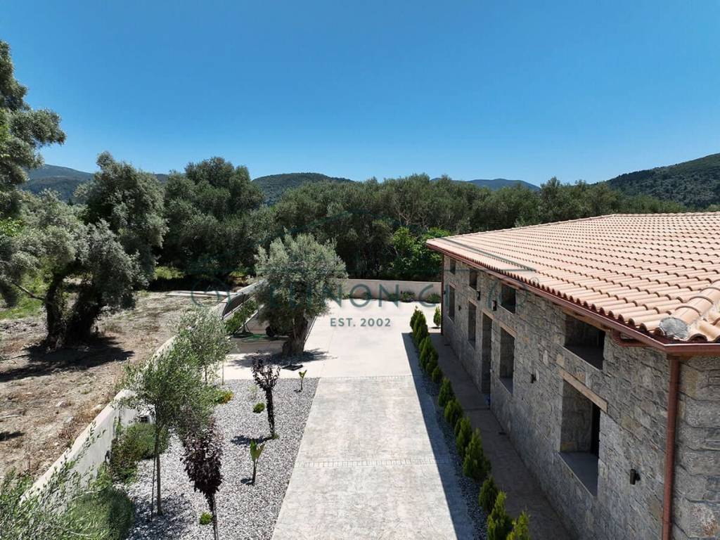 O periballontas choros