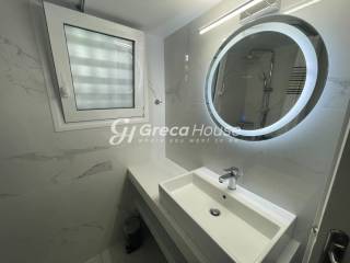 Ανακαινισμένο διαμέρισμα προς Πώληση στο Παγκράτι