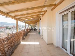 Ρετιρέ προς Πώληση στην Καισαριανή με Απεριόριστη Θέα