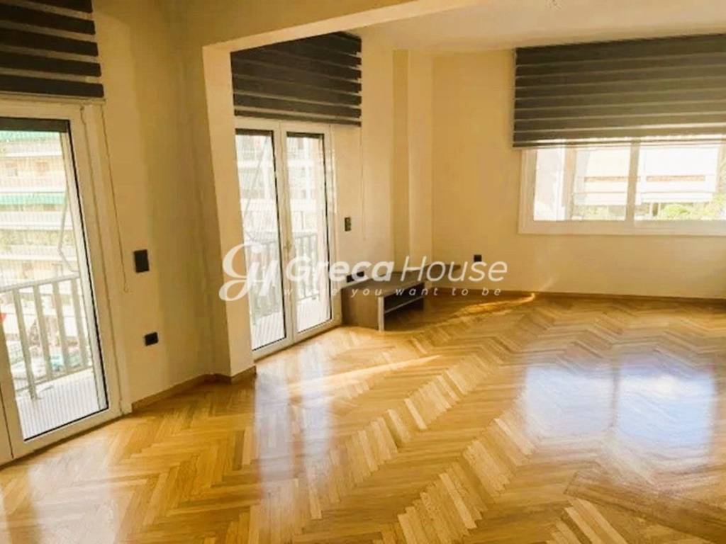 Ανακαινισμένο Διαμέρισμα προς Πώληση στο Παγκράτι