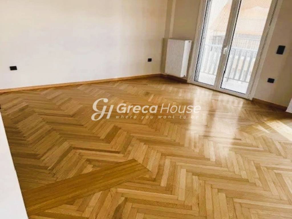 Ανακαινισμένο Διαμέρισμα προς Πώληση στο Παγκράτι