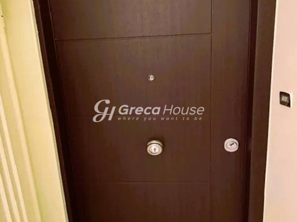 Ανακαινισμένο Διαμέρισμα προς Πώληση στο Παγκράτι