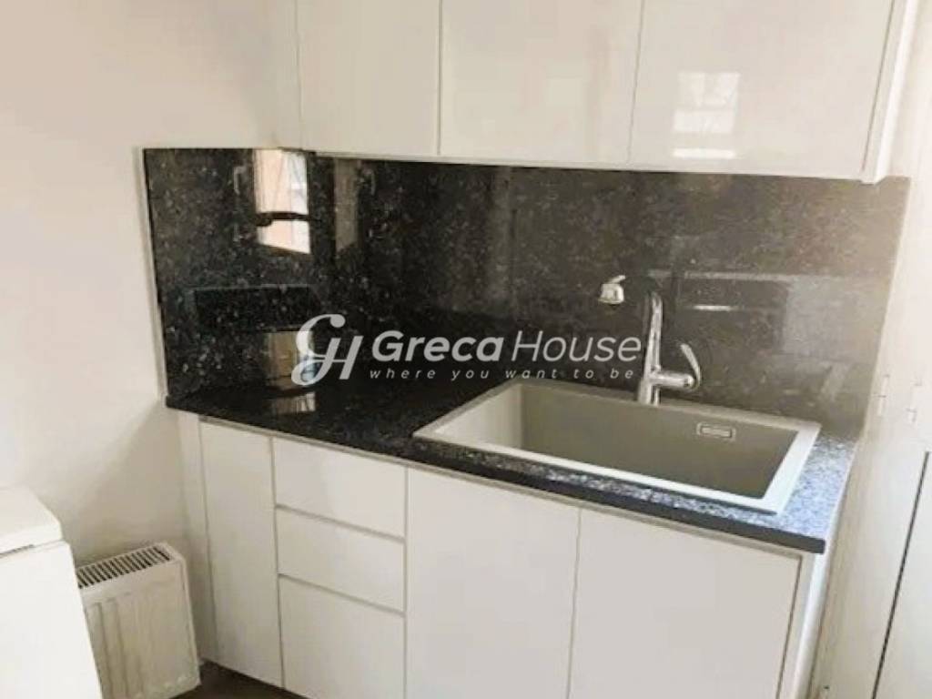 Ανακαινισμένο Διαμέρισμα προς Πώληση στο Παγκράτι