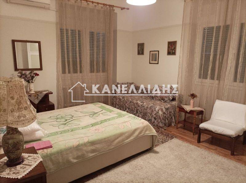 Υπνοδωμάτιο,2