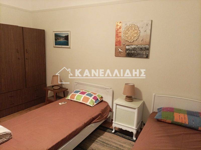 Υπνοδωμάτιο,1