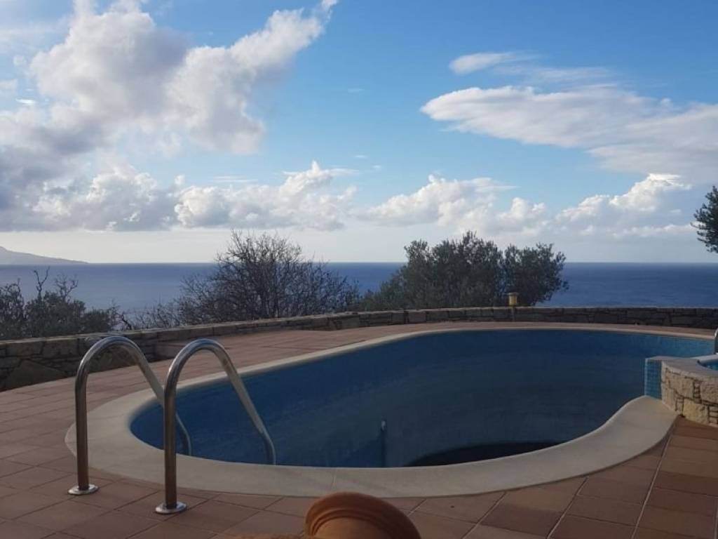 Θέα από μπαλκόνι