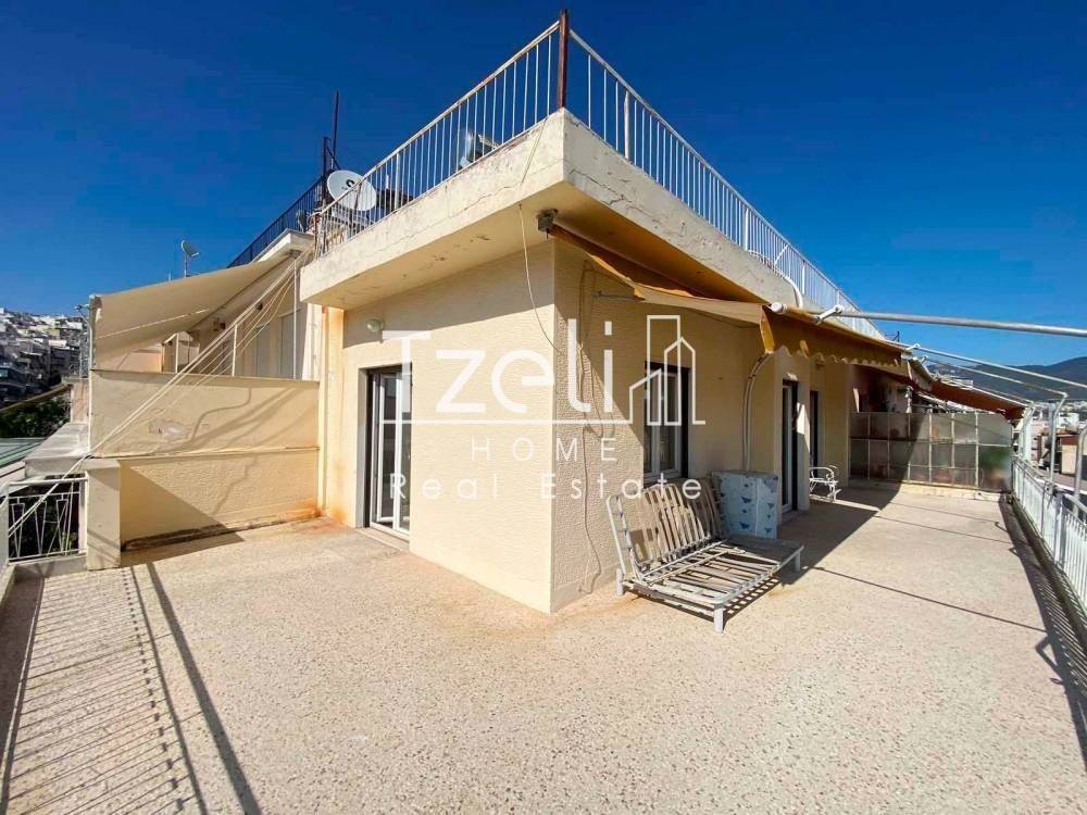 Θέα απο μπαλκόνι