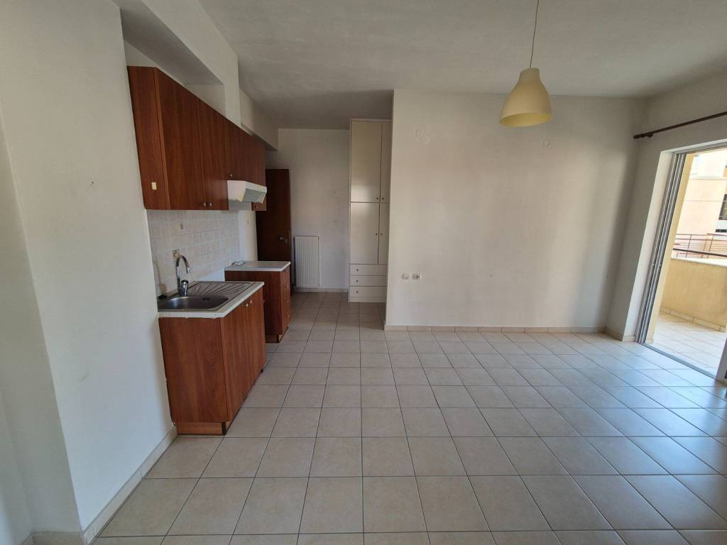 ΣΑΛΟΝΙ-ΥΠΝΟΔΩΜΑΤΙΟ