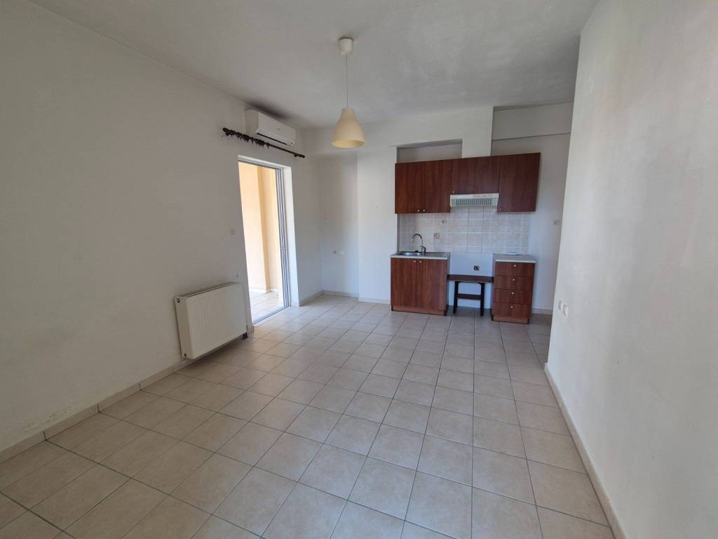 ΣΑΛΟΝΙ-ΥΠΝΟΔΩΜΑΤΙΟ