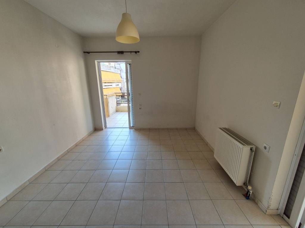 ΣΑΛΟΝΙ-ΥΠΝΟΔΩΜΑΤΙΟ