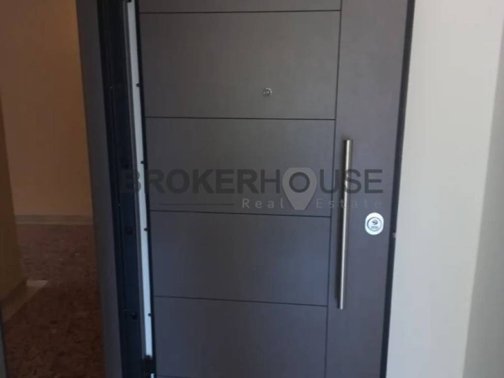 Θωρακισμένη πόρτα