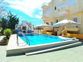 Pisina exoterike piso opse