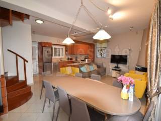 Σαλόνι τραπεζαρία κουζίνα