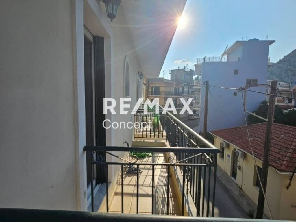 Θέα από μπαλκόνι