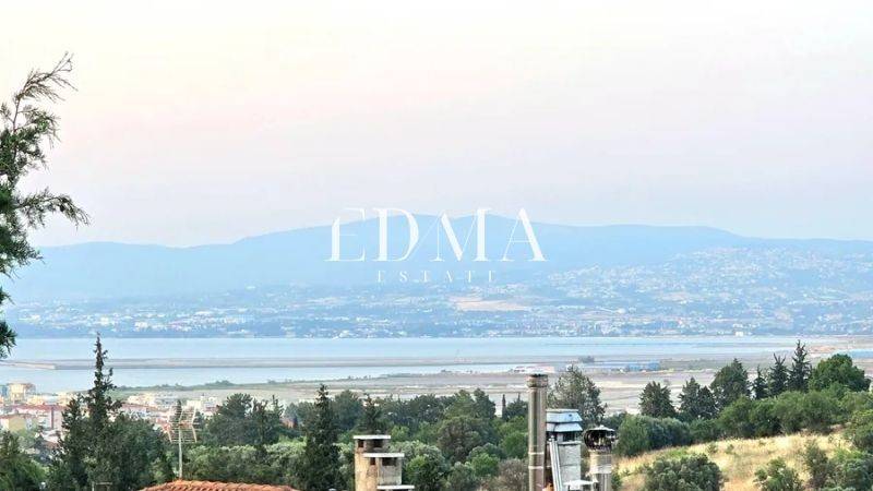 Θέα από μπαλκόνι