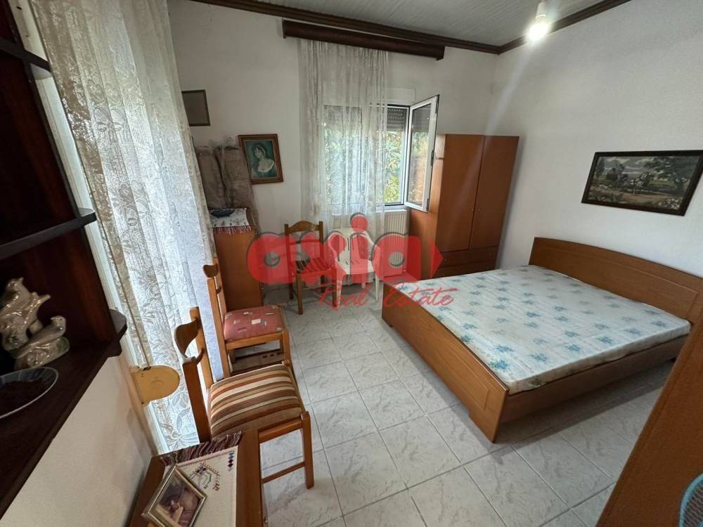 Χρυσούπολη, Ερατεινό: Πωλείται ανακαινισμένη διαμπερής