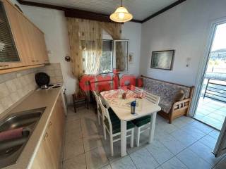 Χρυσούπολη, Ερατεινό: Πωλείται ανακαινισμένη διαμπερής