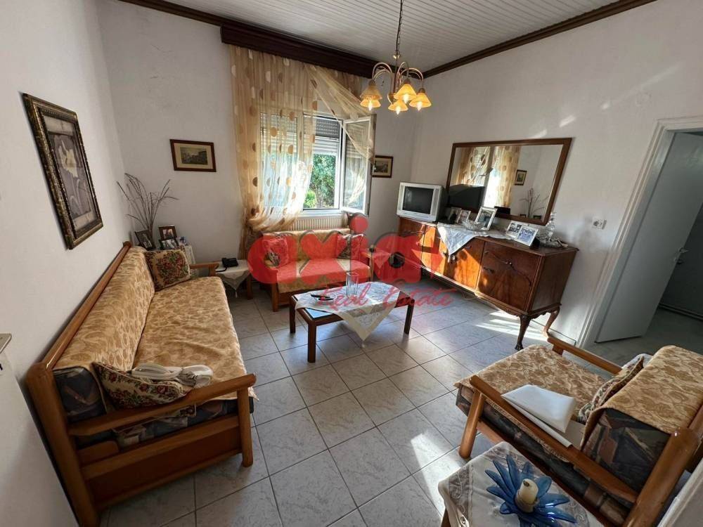 Χρυσούπολη, Ερατεινό: Πωλείται ανακαινισμένη διαμπερής