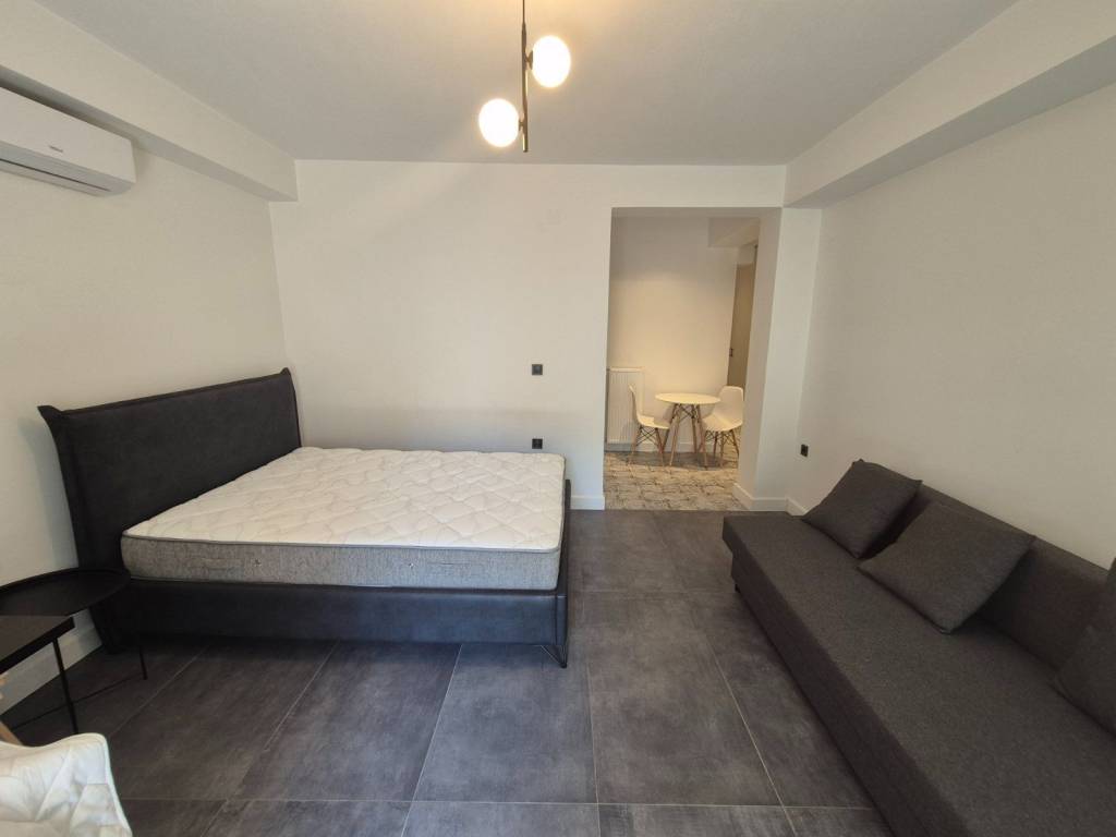 ΣΑΛΟΝΙ-ΥΠΝΟΔΩΜΑΤΙΟ