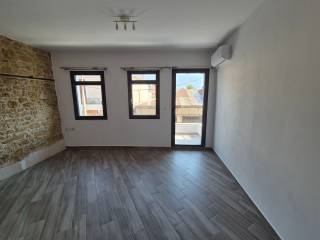 ΣΑΛΟΝΙ-ΥΠΝΟΔΩΜΑΤΙΟ