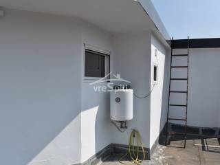 ΕΞΩΤΕΡΙΚΗ ΑΠΟΨΗ