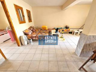 ★ 2 υπνοδωμάτια ★ Πλήρως επιπλωμένο ★ Ιδανικό και για Airbnb ★ Αυλή 20 τ.μ. ★ Πάρκινγκ ★ 