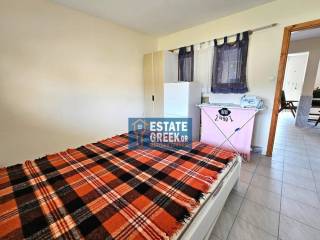 ★ 2 υπνοδωμάτια ★ Πλήρως επιπλωμένο ★ Ιδανικό και για Airbnb ★ Αυλή 20 τ.μ. ★ Πάρκινγκ ★ 