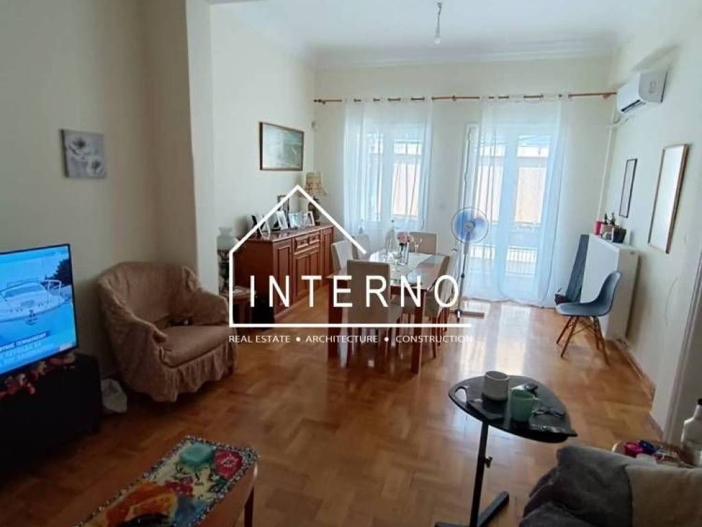 Σαλόνι 1ος όροφος