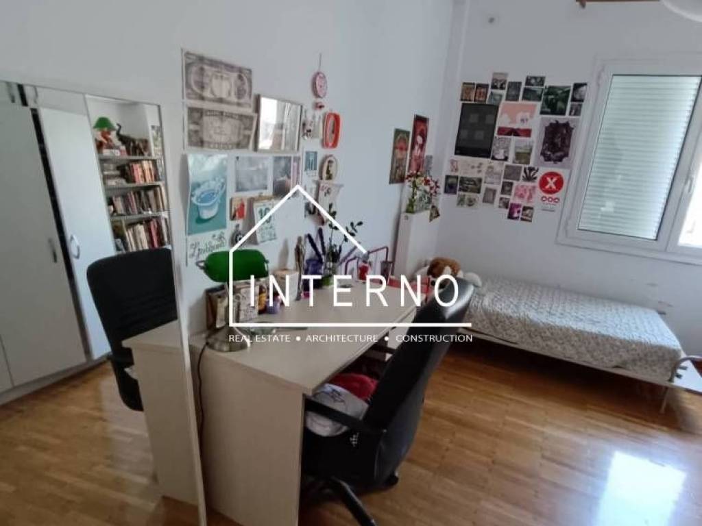 Δωμάτιο 2 όροφος 1ος