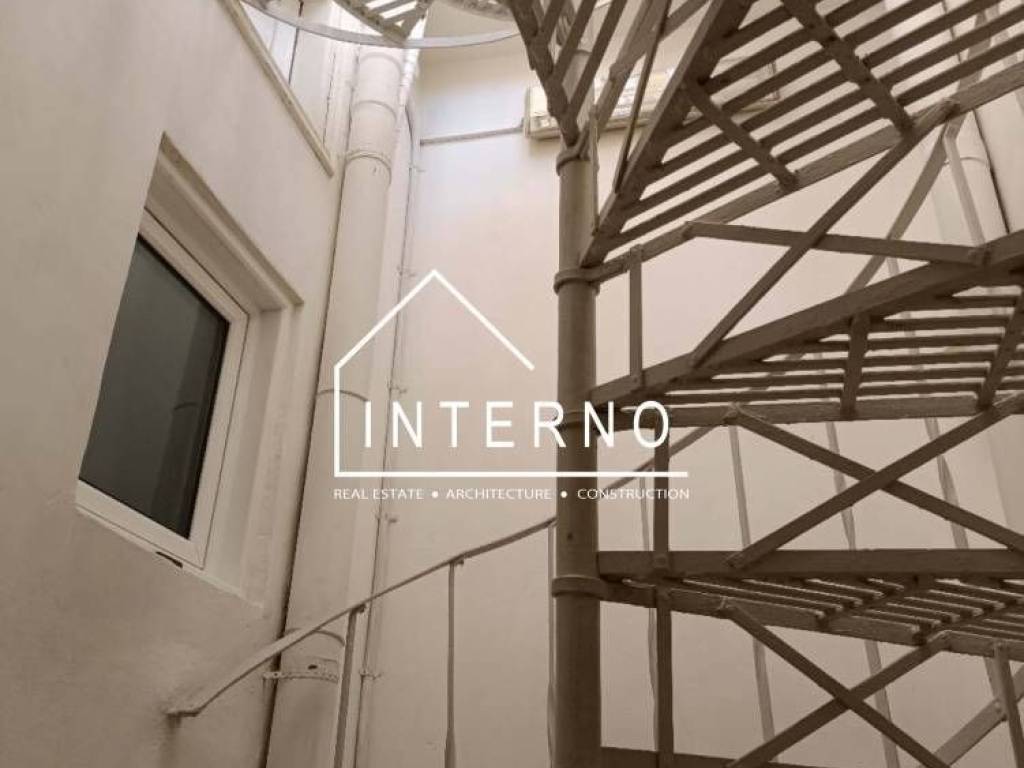 Εσωτερική σκάλα