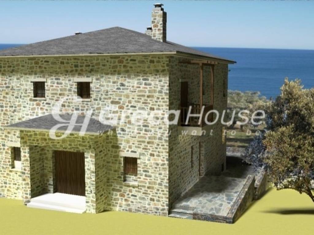 Οικόπεδο με ιδιωτική παραλία στην Ελλάδα