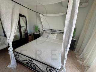 Υπνοδωμάτιο 2ου ορόφου