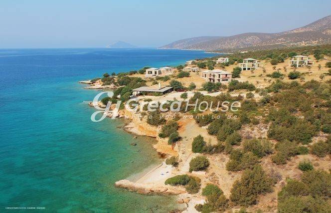 Seaside Villa with Pool for Sale in Argolis