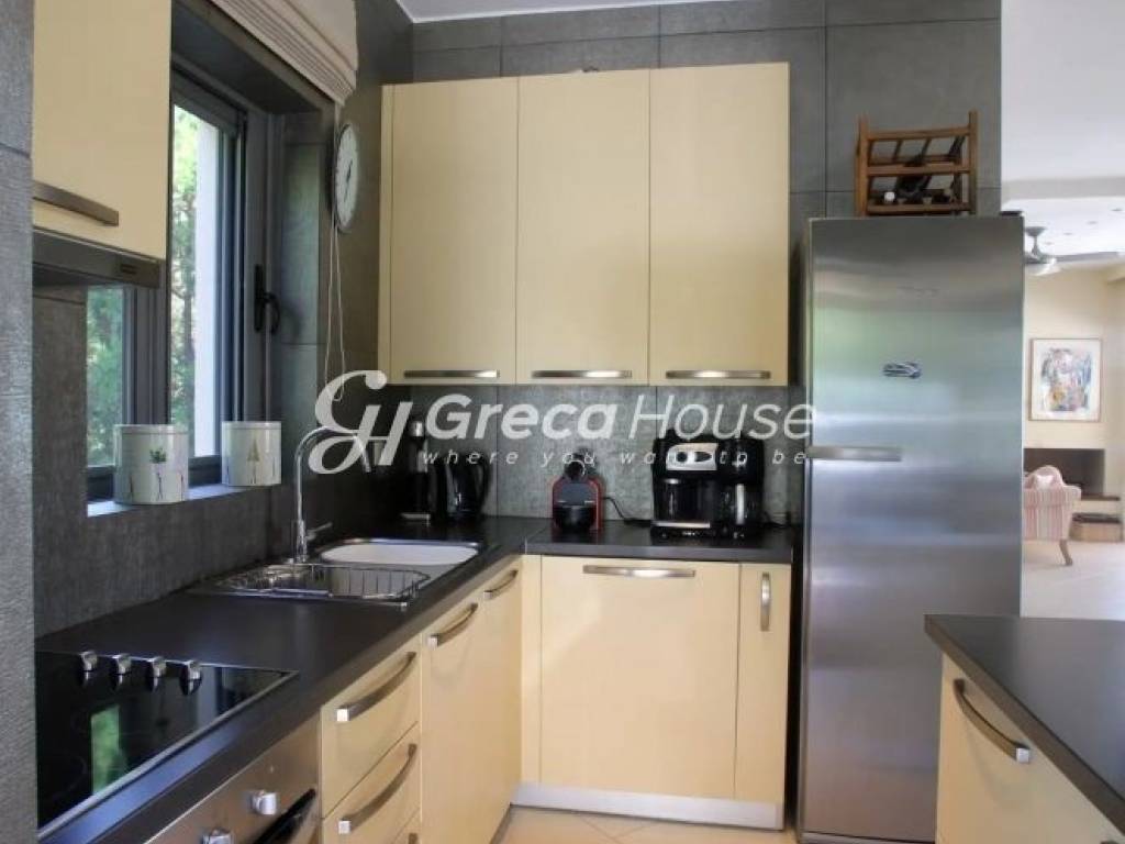 Seaside Villa with Pool for Sale in Argolis