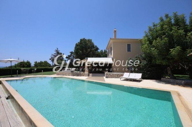 SEAVIEW VILLA WITH POOL FOR SALE IN ARGOLIDA