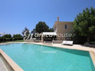 SEAVIEW VILLA WITH POOL FOR SALE IN ARGOLIDA