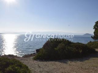 Seaside Villa with Pool for Sale in Argolis