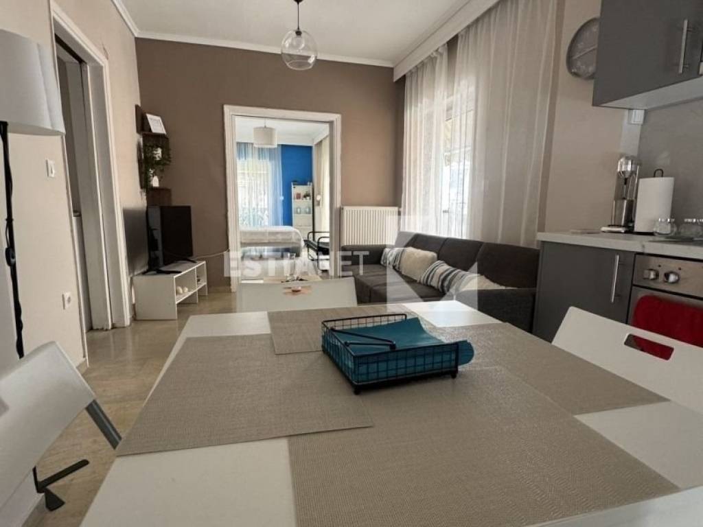 Σαλοκουζίνα