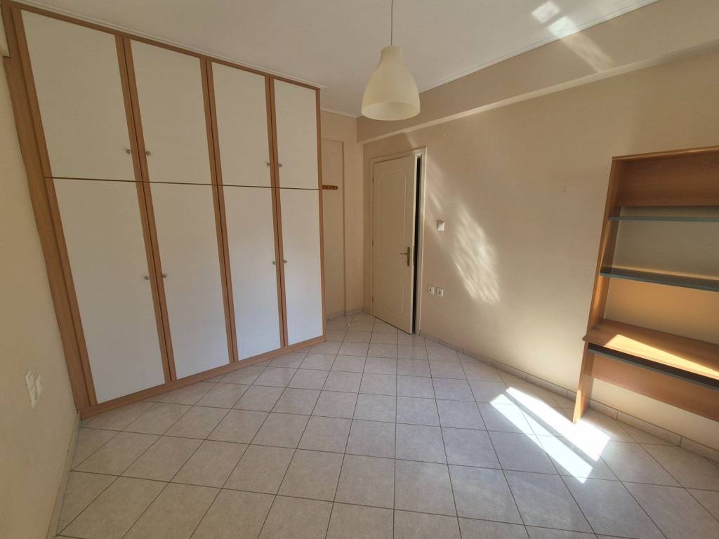 ΣΑΛΟΝΙ-ΥΠΝΟΔΩΜΑΤΙΟ