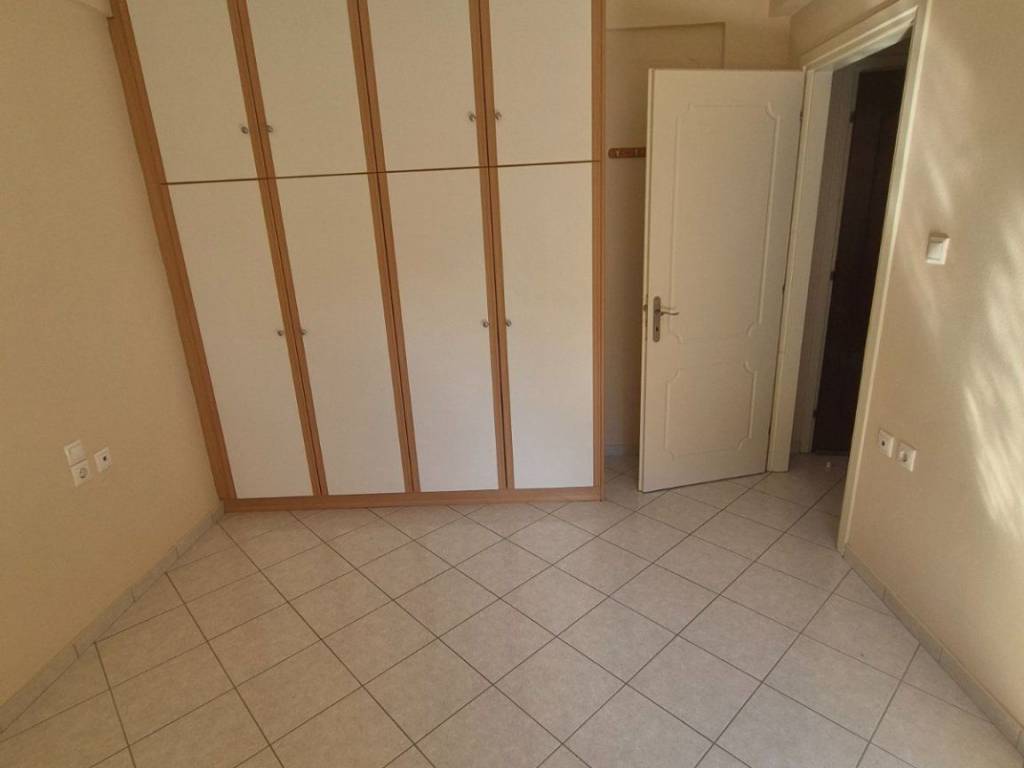 ΣΑΛΟΝΙ-ΥΠΝΟΔΩΜΑΤΙΟ