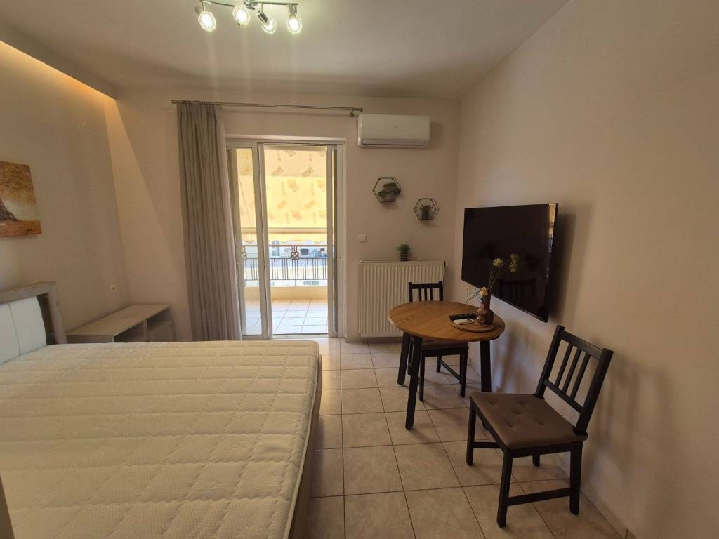 ΣΑΛΟΝΙ-ΥΠΝΟΔΩΜΑΤΙΟ