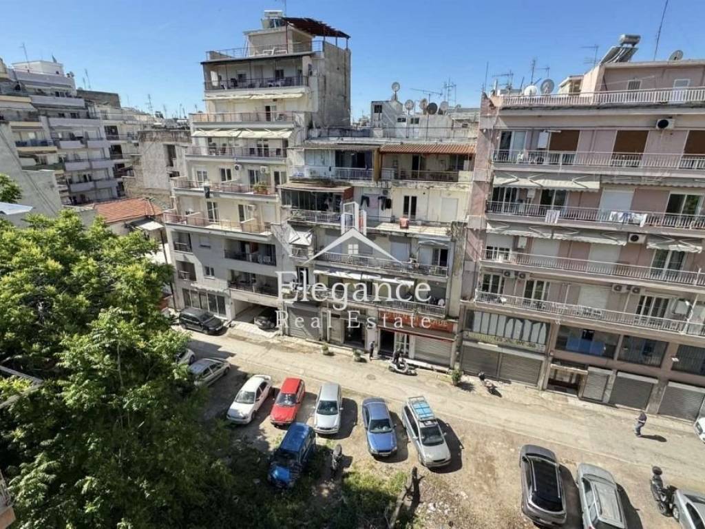 Θέα από μπαλκόνι