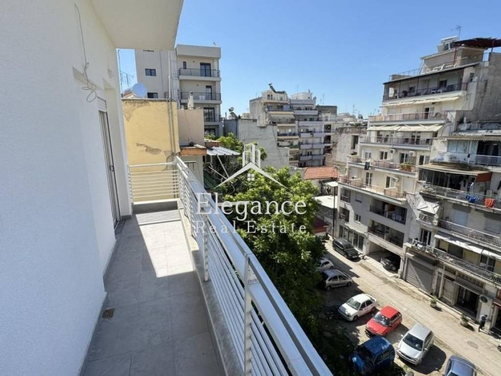 Θέα από μπαλκόνι