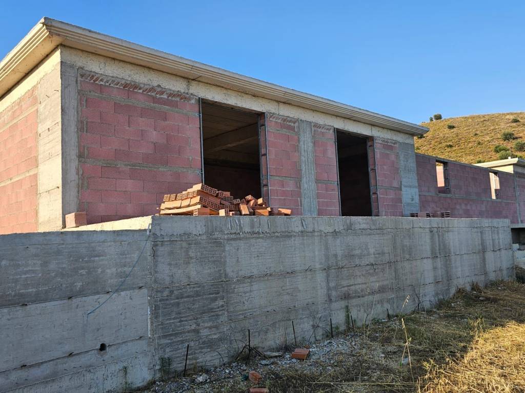 Newly built detached house on a plot of 2,500 sq.m.